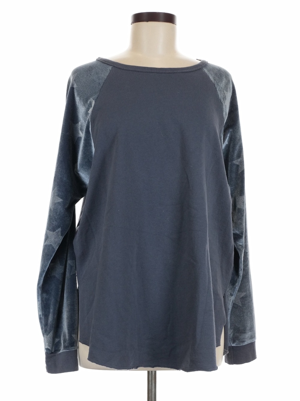New: Easel Navy Raglan Top with Velvet Star-Print Long Sleeves• Small